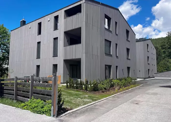 公寓 Places2be Mit Sommercard 斯拉德明